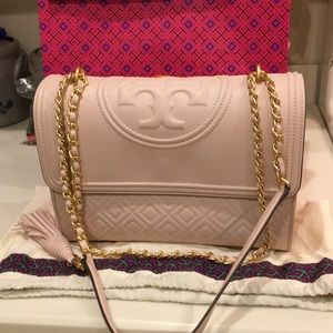 Tory Burch Large Fleming Bag I’m Shell Pink